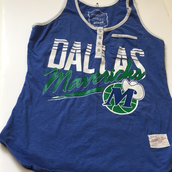 Mitchell & Ness Tops - NBA Dallas Mavericks shirt
